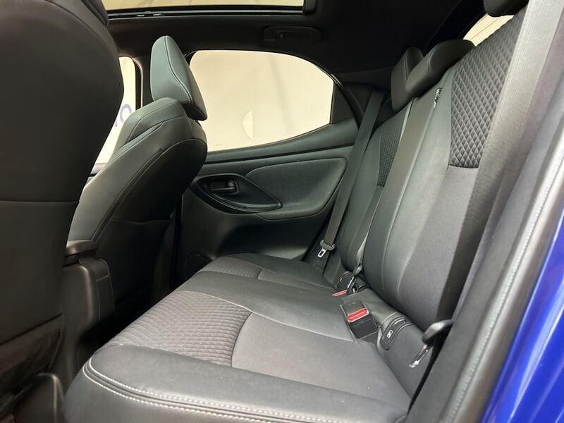 Toyota Yaris 1.5 hybrid Lounge