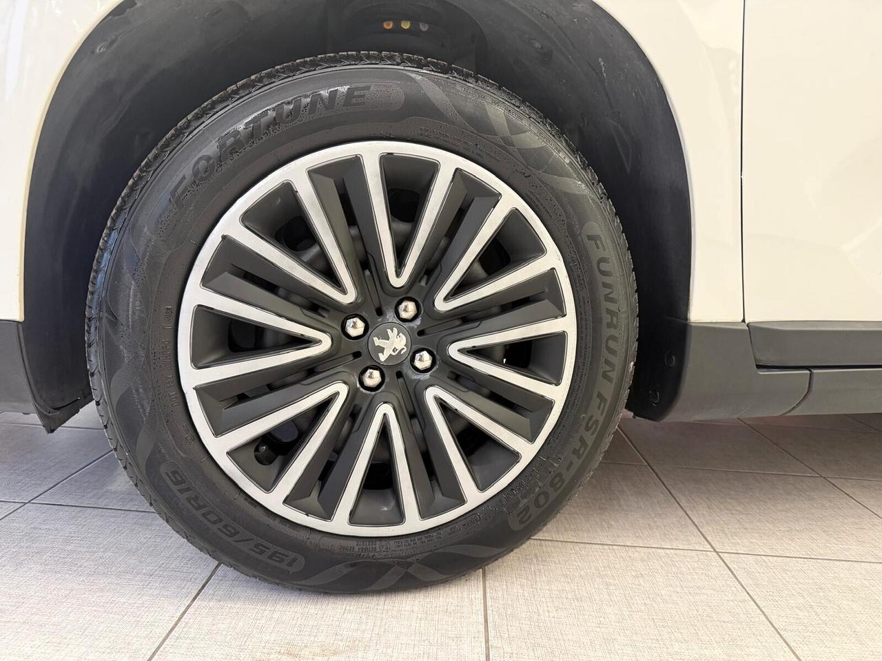 Peugeot 2008 1.6 e-HDi 92 CV Stop&Start Allure