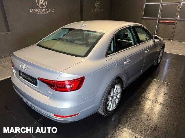 AUDI A4 2.0 TDI 150 CV Business Sport