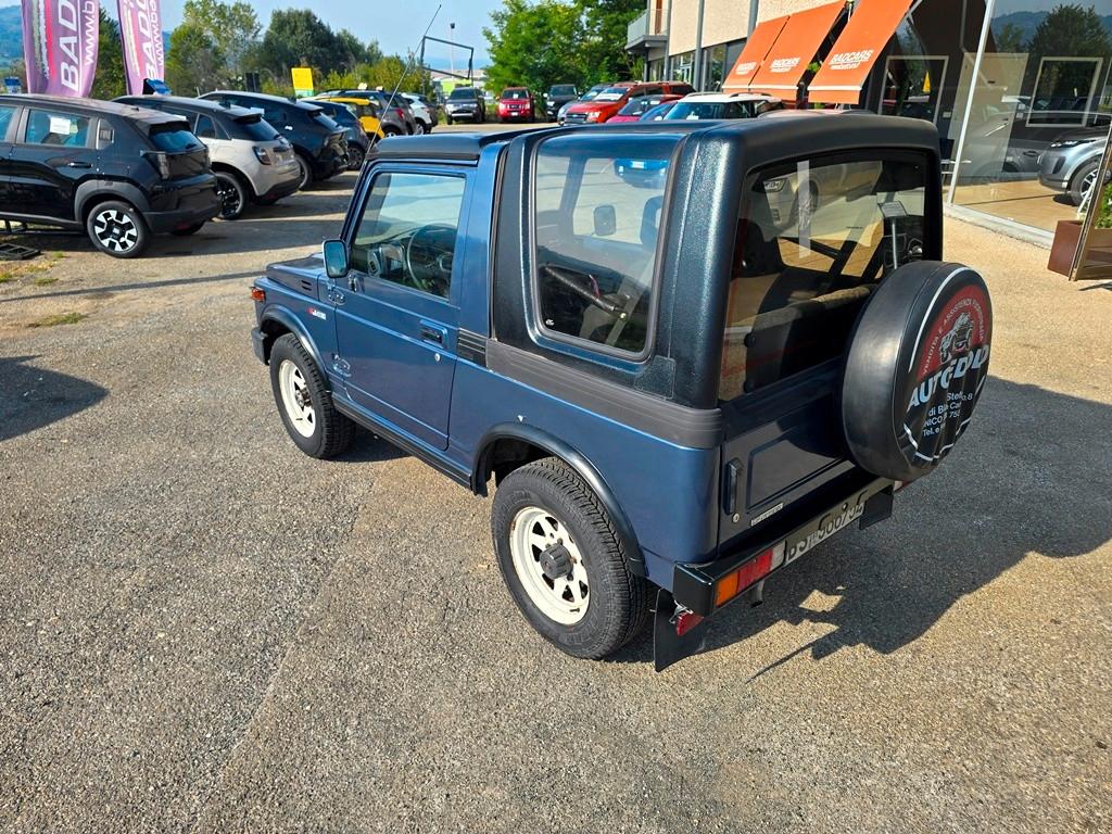 Suzuki SJ 413 SAMURAI SJ413 Cabriolet