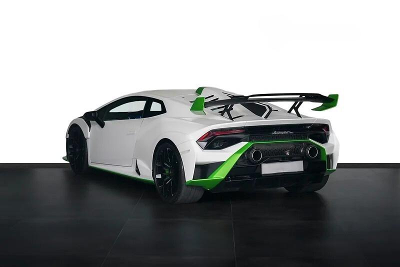Lamborghini Huracàn STO 5.2 V10 NOLEGGIO LUNGO TERMINE - LEASING FULL INCLUSIVE