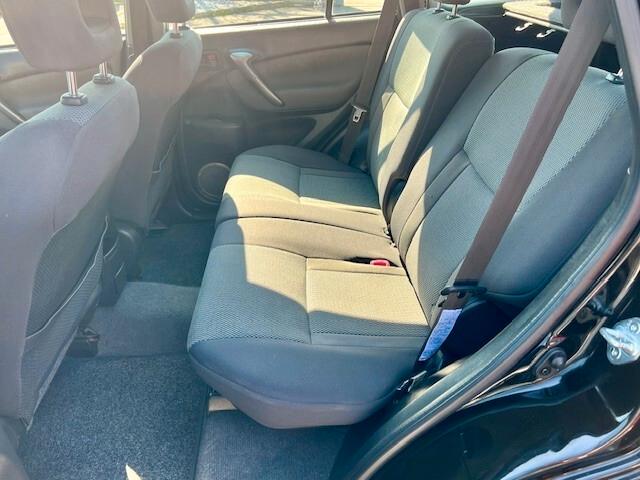 Toyota RAV 4 RAV4 2.0 D-4D 5 porte Sol 4x4