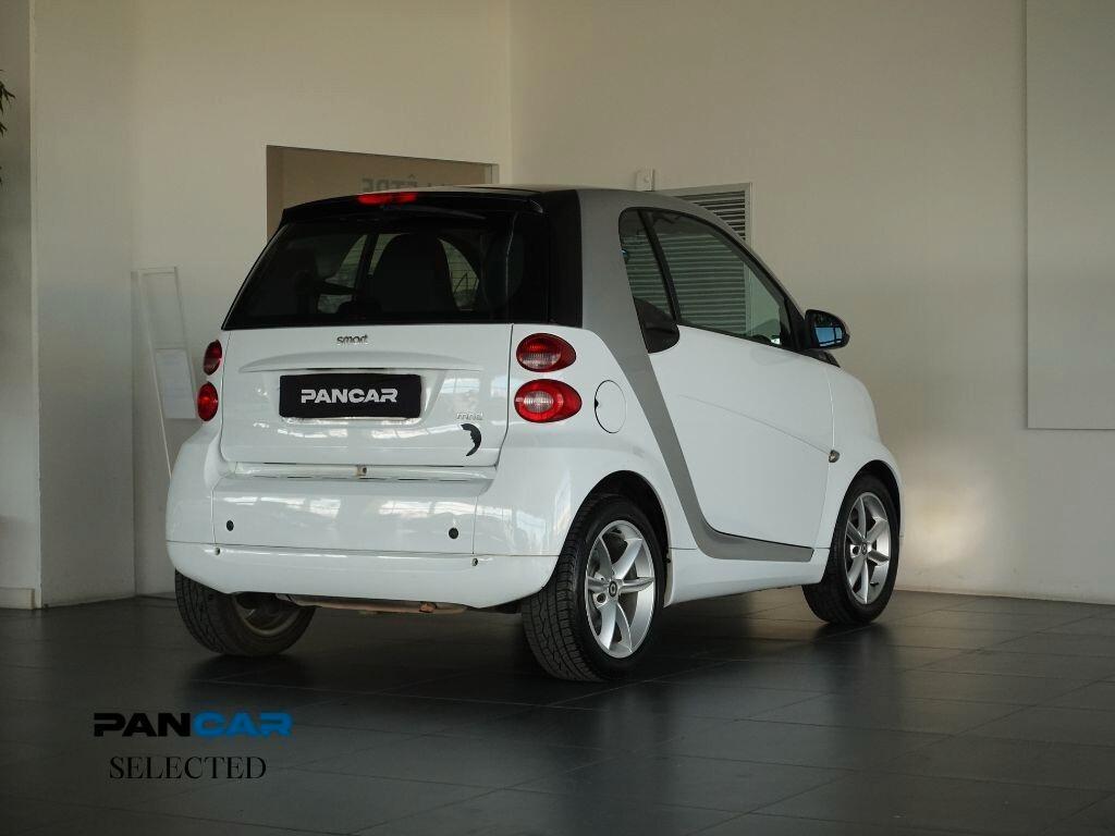 Smart ForTwo 1000 62 kW coupé passion