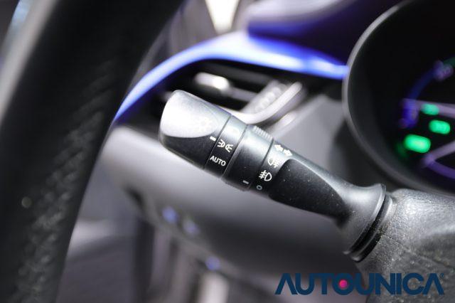 TOYOTA C-HR 1.8 HYBRID E-CVT LOUNGE FARI LED NEOPATENTATI