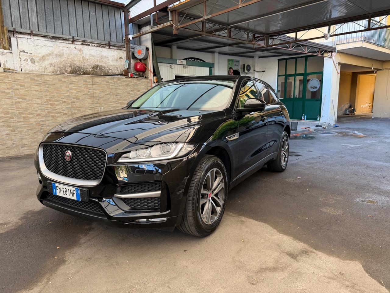 Jaguar F-Pace 2.0 D 180 CV AWD R-Sport