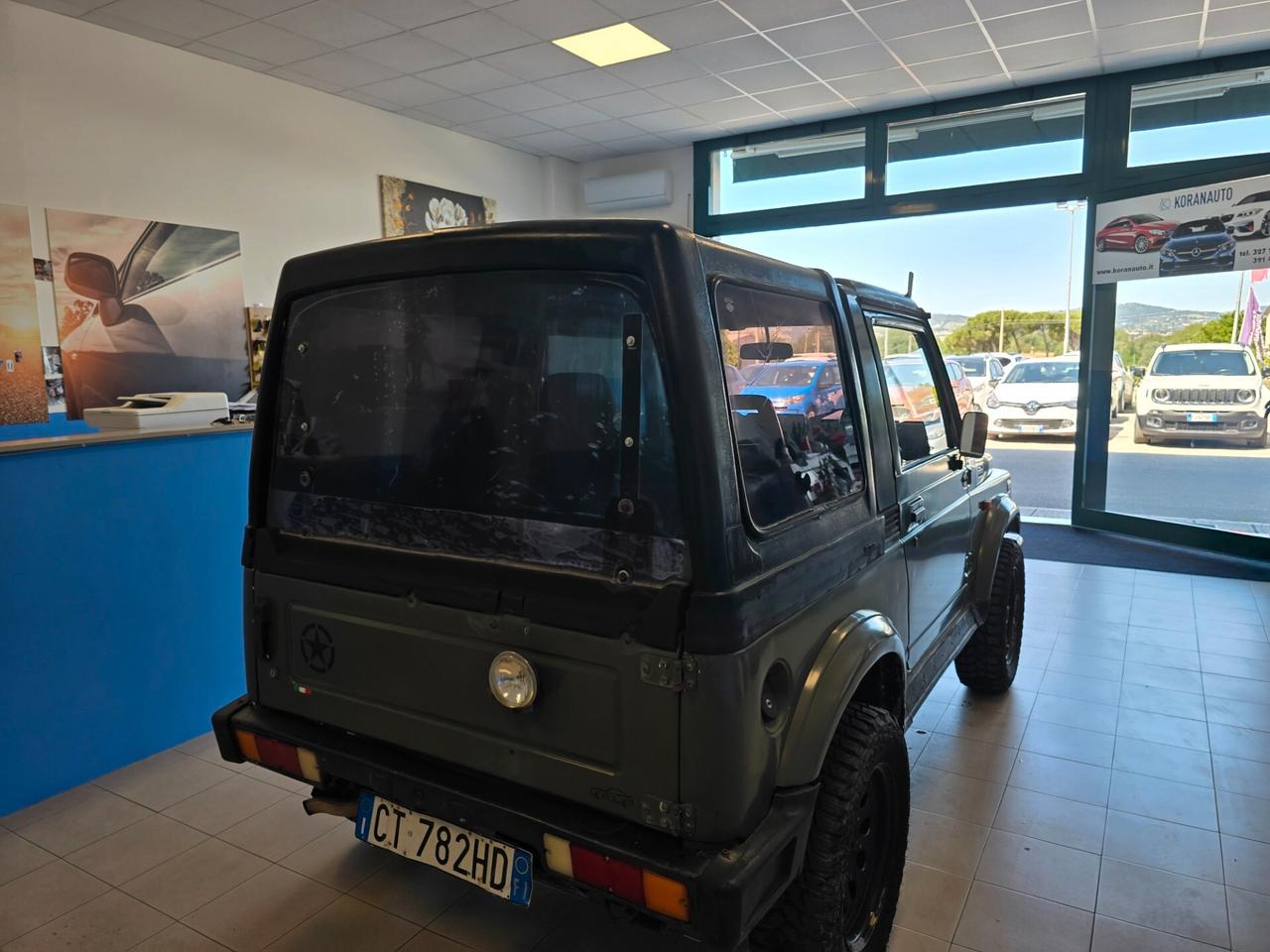 Suzuki SJ Samurai Samurai