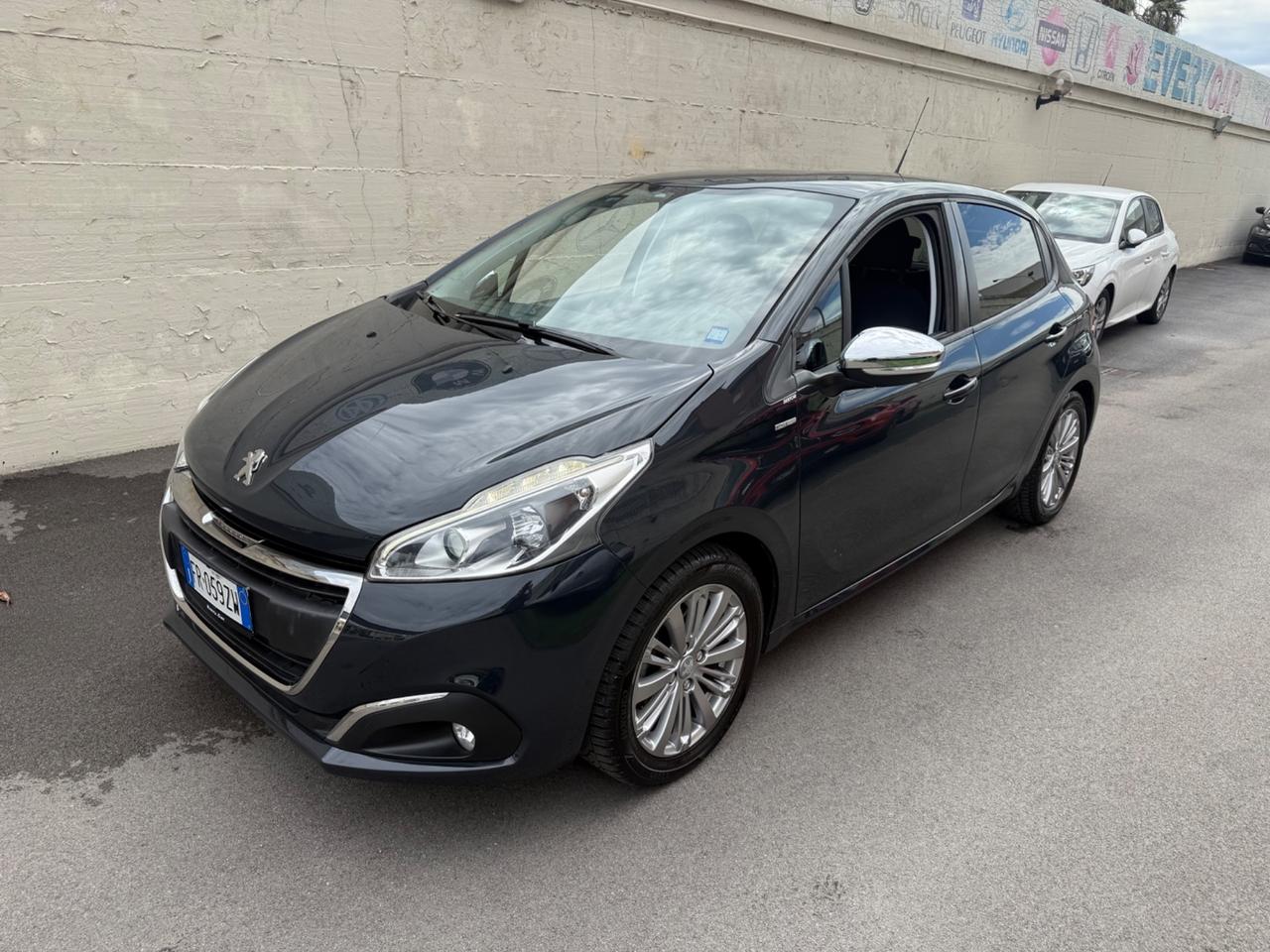 Peugeot 208 1.2benzina 5 porte Style - 2018