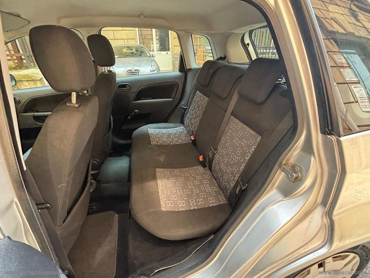 FORD Fiesta 1.2 16V 5p. Ambiente