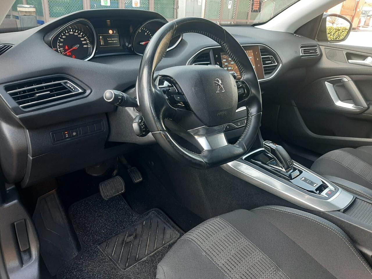 Peugeot 308 BlueHDi 130 S&S EAT8 SW Allure