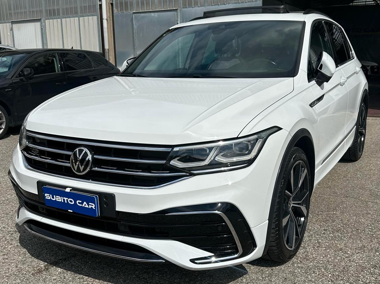 Volkswagen Tiguan 2.0 TDI 150 CV SCR DSG R-Line TETTO APRIBILE