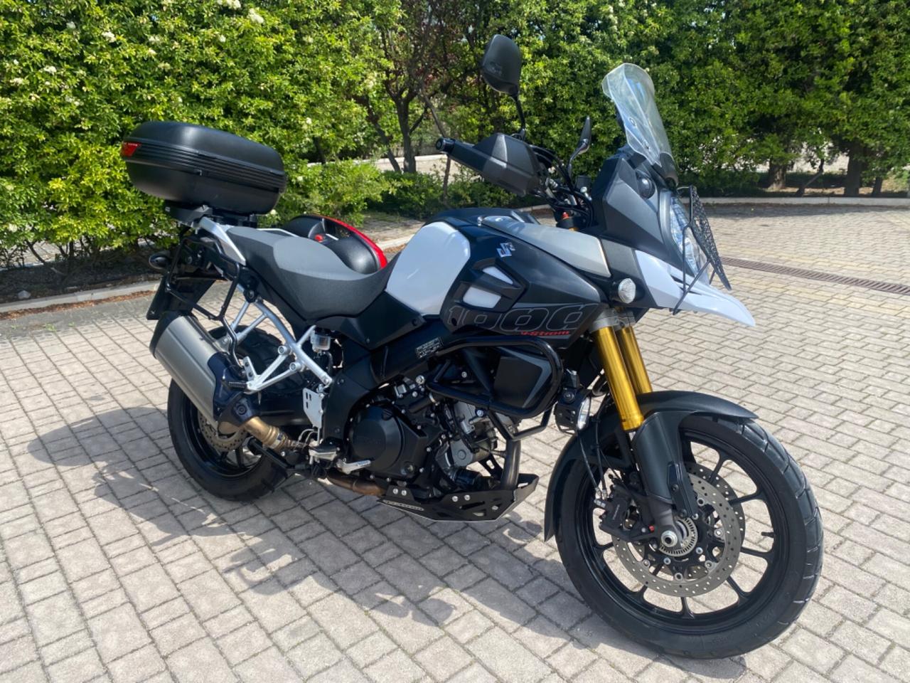 SUZUKI V-STROM DL 1000 unico propietario
