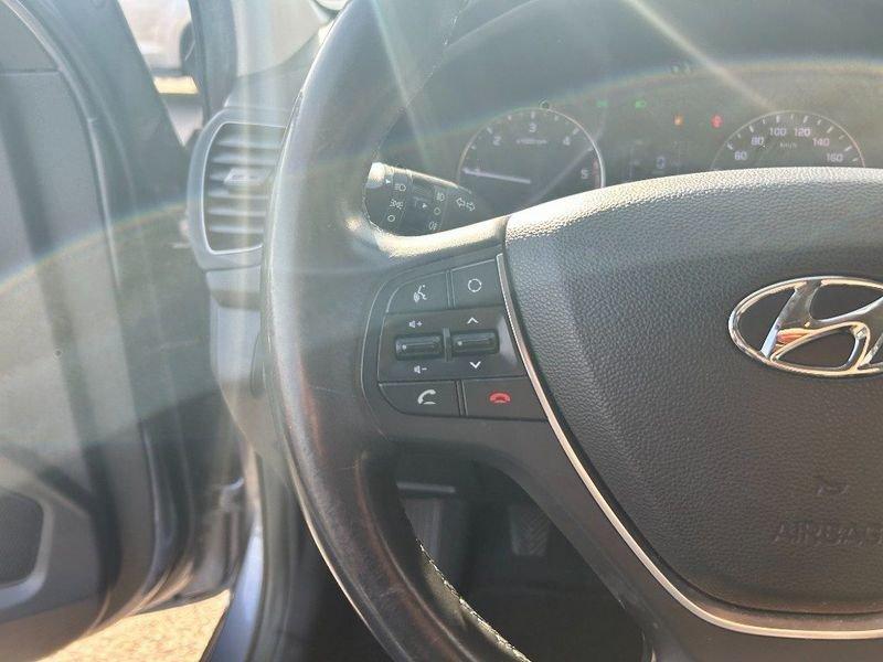 Hyundai i20 1.1 CRDi 12V 5P PER NEOPAT-GARANZIA-KM CERTIFIC