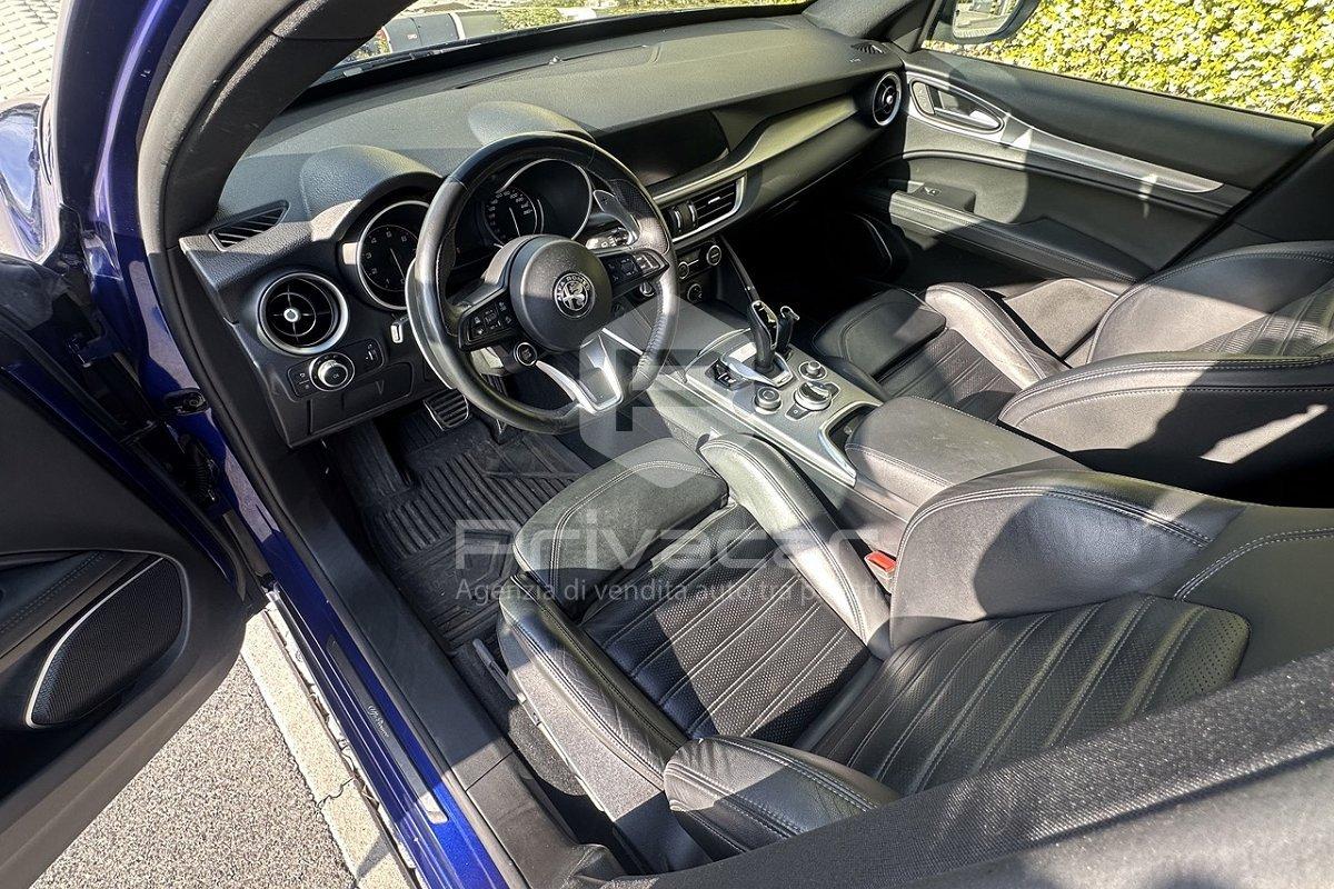ALFA ROMEO Stelvio 2.0 Turbo 280 CV AT8 Q4 Veloce