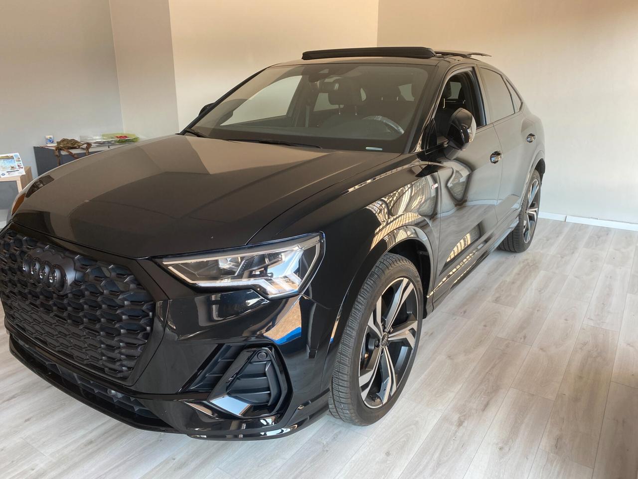 Audi Q3 SPB 40 TFSI quattro S tronic S line edition
