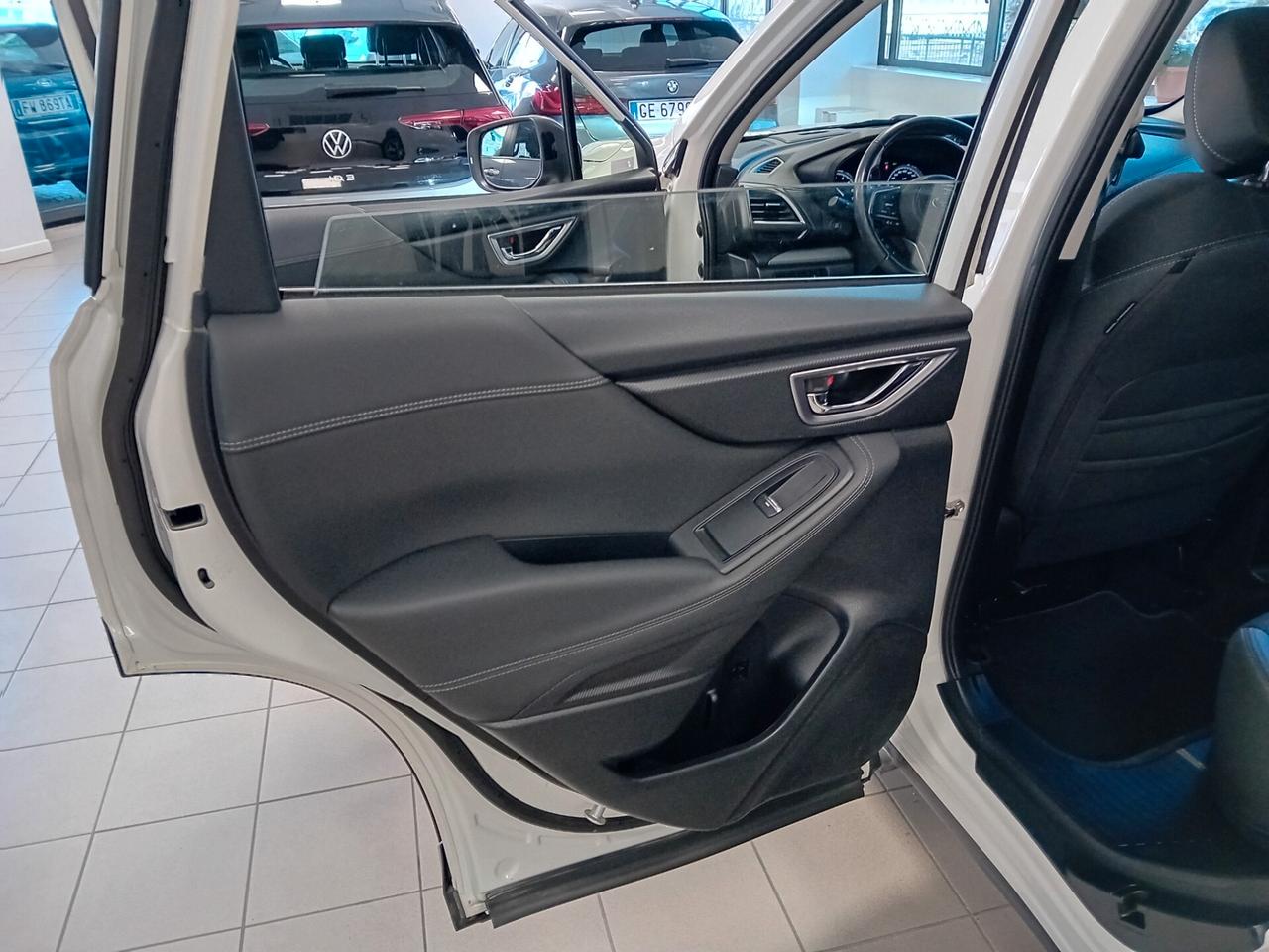 Subaru Forester 2.0 e-Boxer MHEV CVT Lineartronic Free