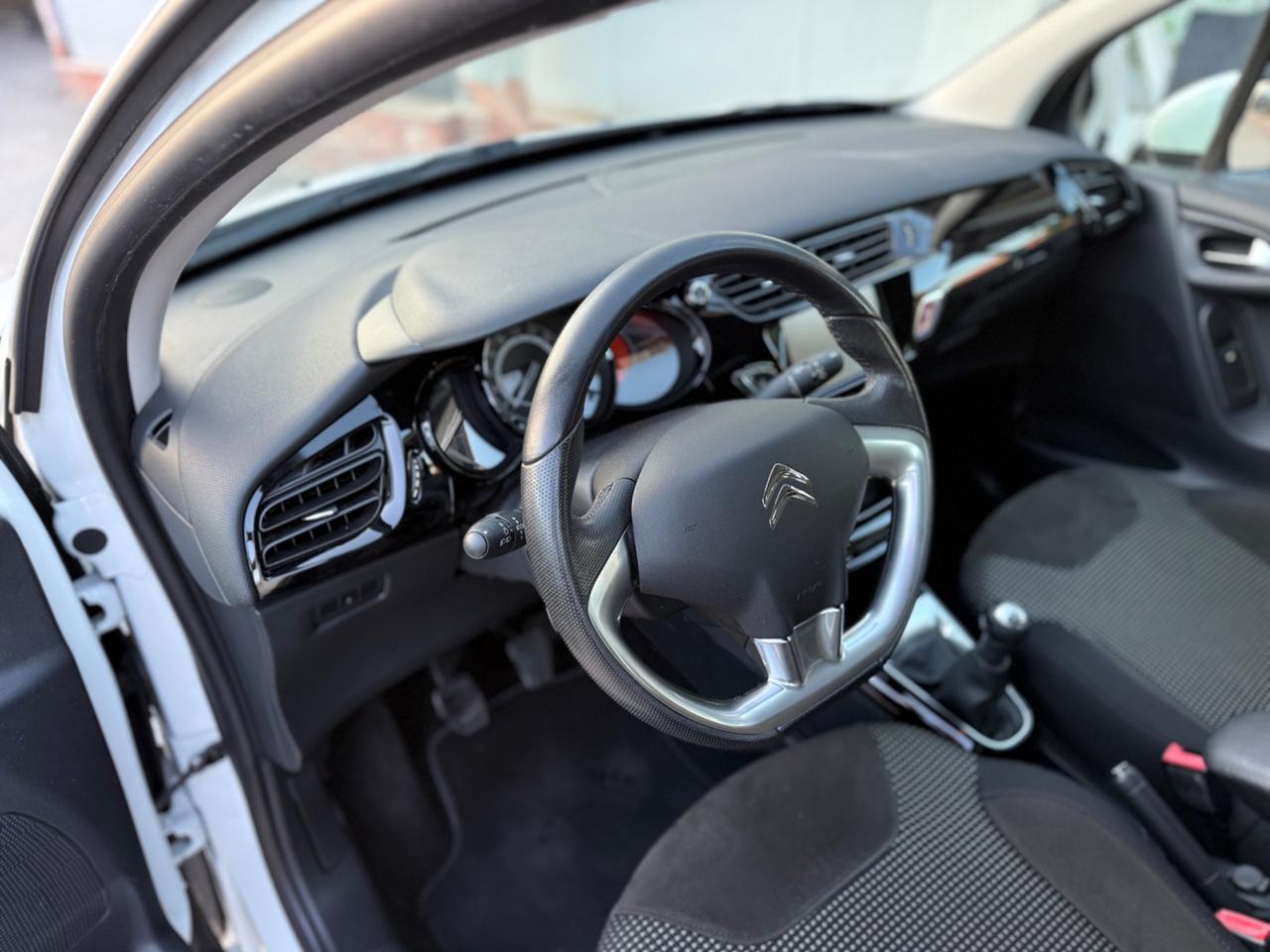 Citroen C3 PureTech 82 Exclusive Km Certf.