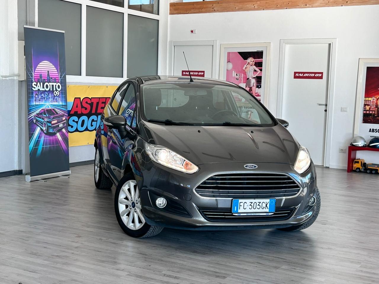 Ford Fiesta *TITANIUM*NEOPATENTATI*ONESTA*COSTA TROPPO POCO*