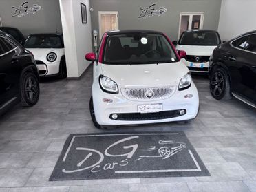 SMART FORTWO 0.9 T TWINAMIC PASSION TETTO-NAVI-LED-RETRO
