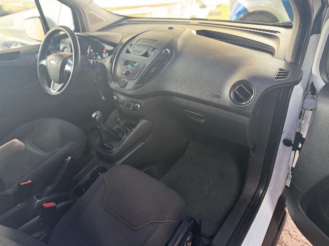 Ford Transit Courier 1.5 TDCi 75CV Van Entry