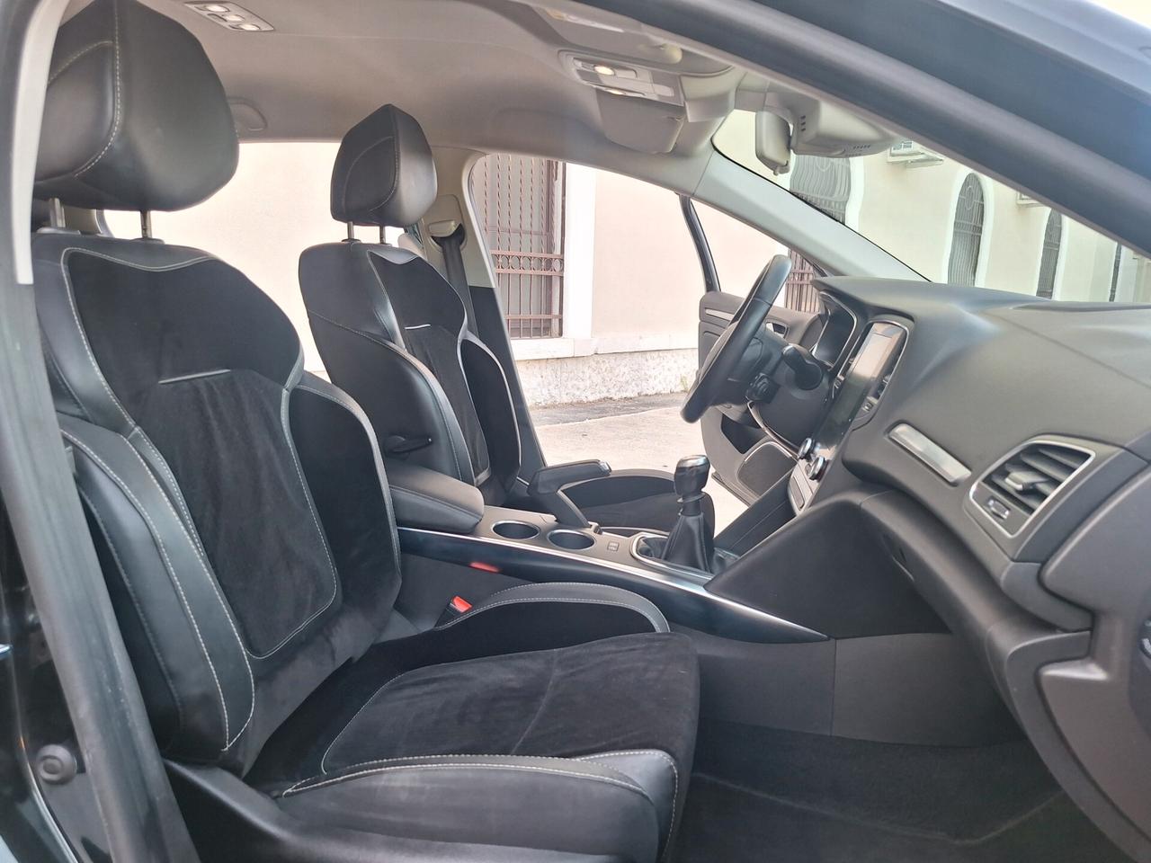 Renault Mégane 1.5 dCi 110 CV BERLINA "NAVI"