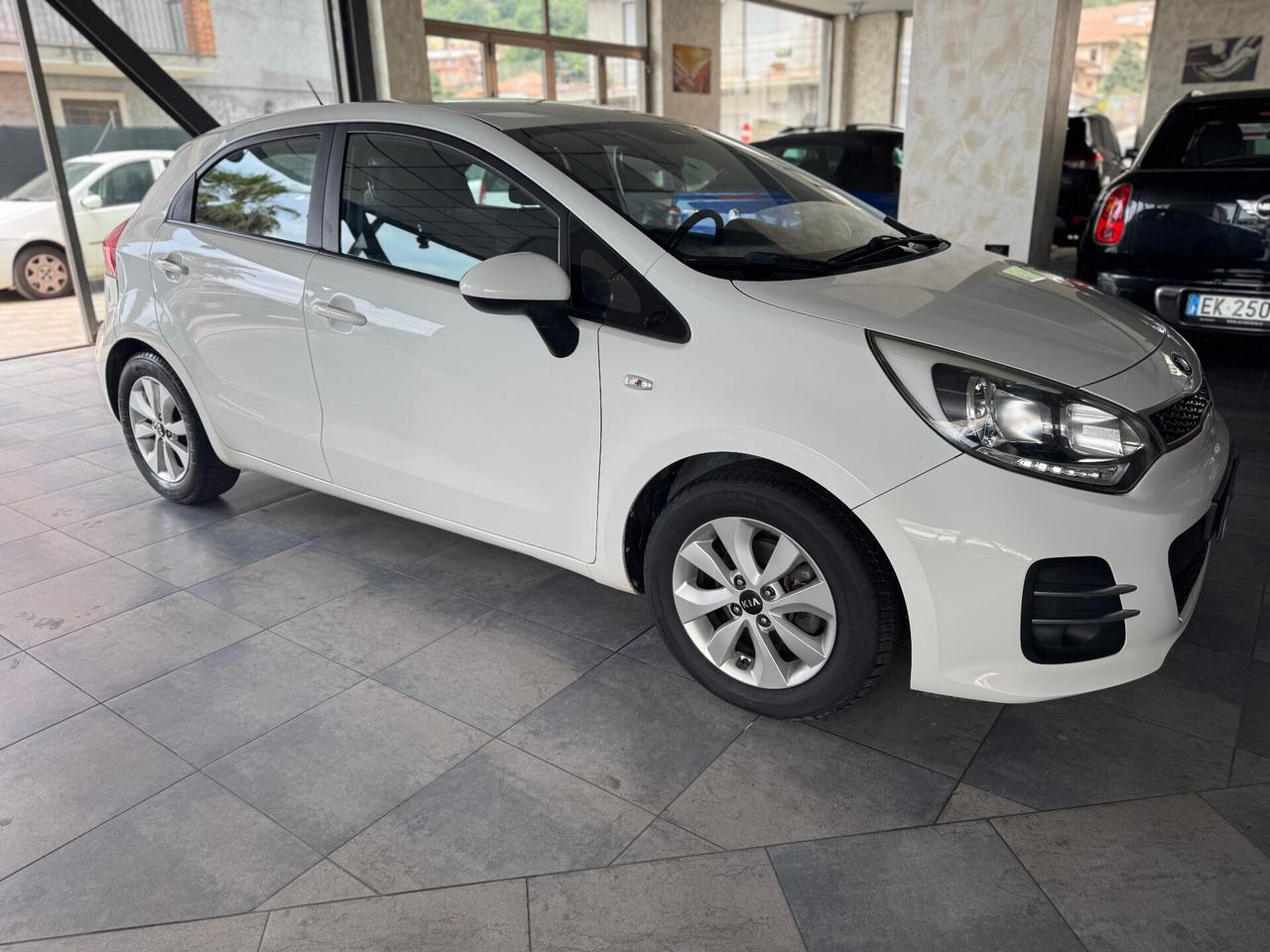 Kia Rio 1.1 CRDi 5p. Cool