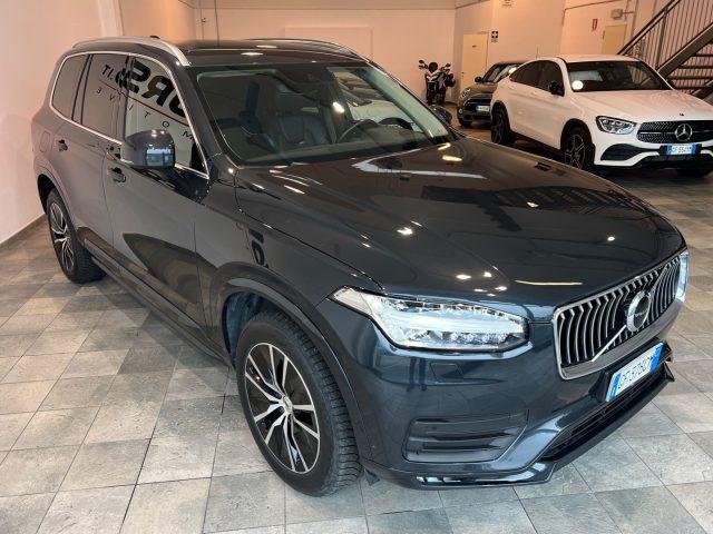 VOLVO XC90 B5 (d) AWD Geartronic 7 posti Momentum Pro