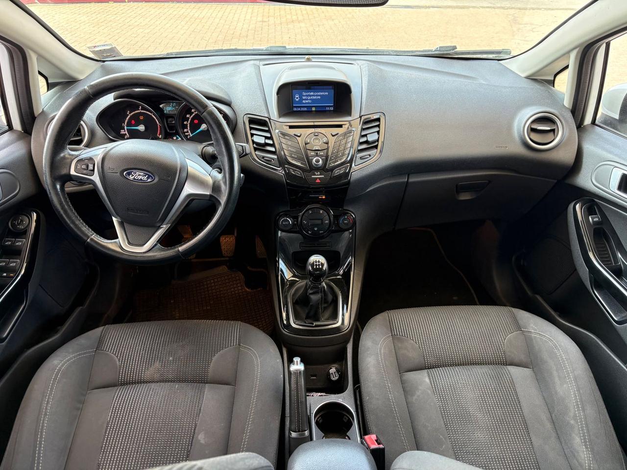 Ford Fiesta Titanium 1.5 TDCi AUTOCARRO DIS #10331