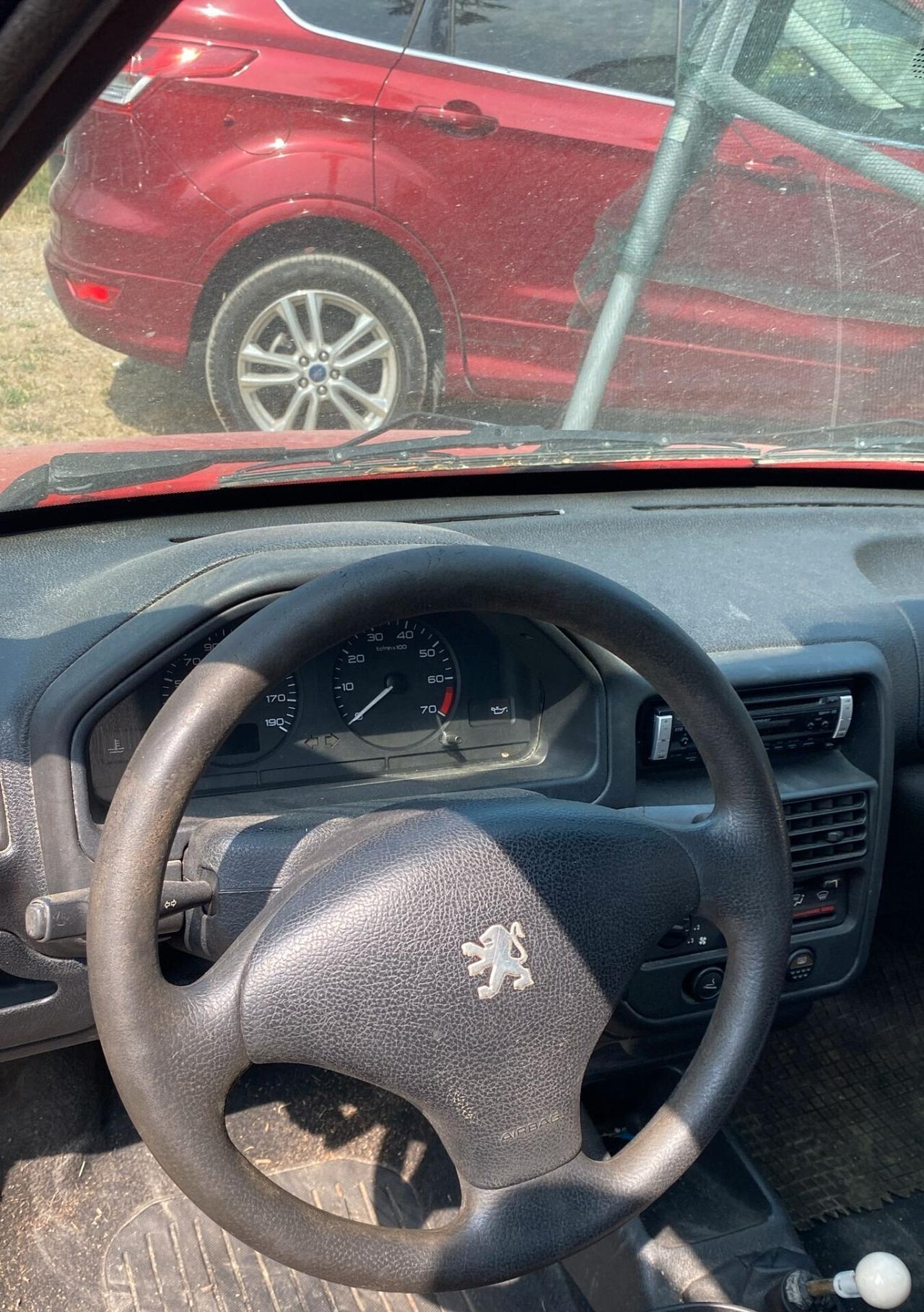 Peugeot 106 METANO OK NEOPATENTATI