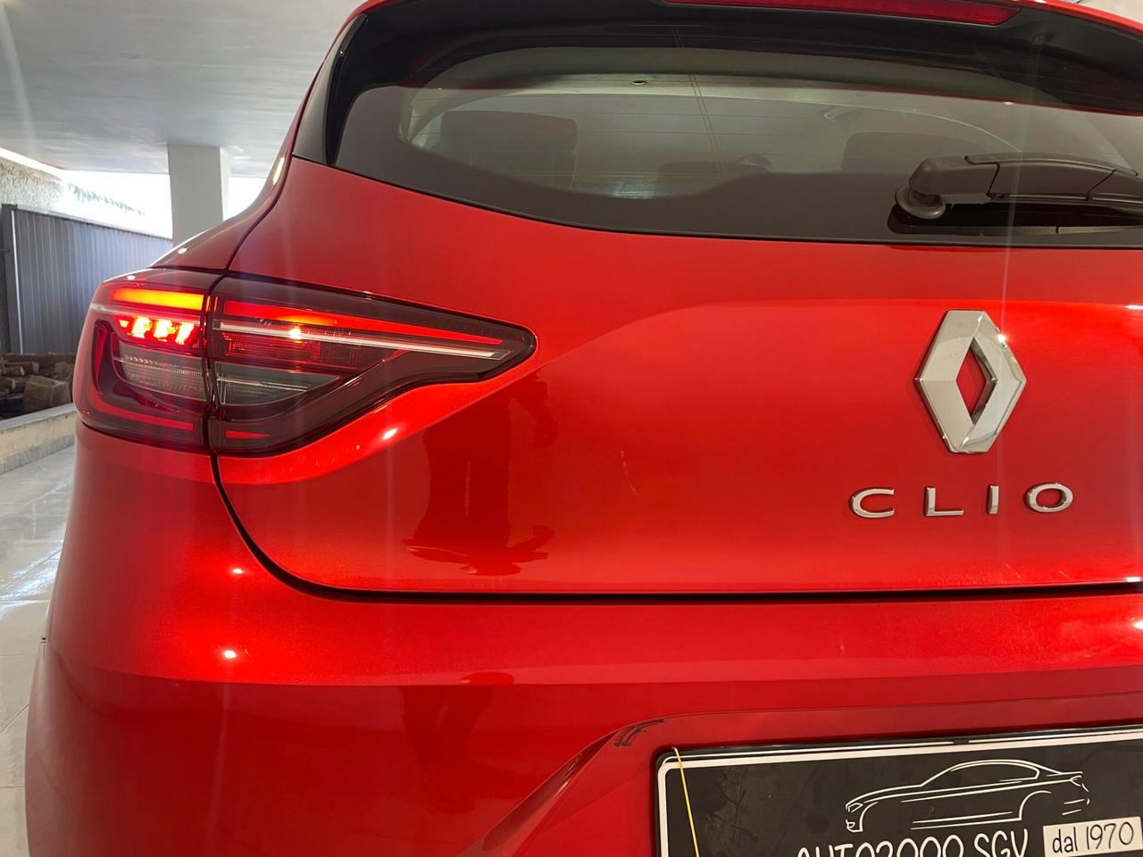 Renault Clio 100CV GPL DI SERIE NEOPATENTATI