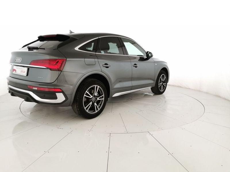 Audi Q5 Sportback 40 2.0 tdi mhev 12V S line quattro s-tronic