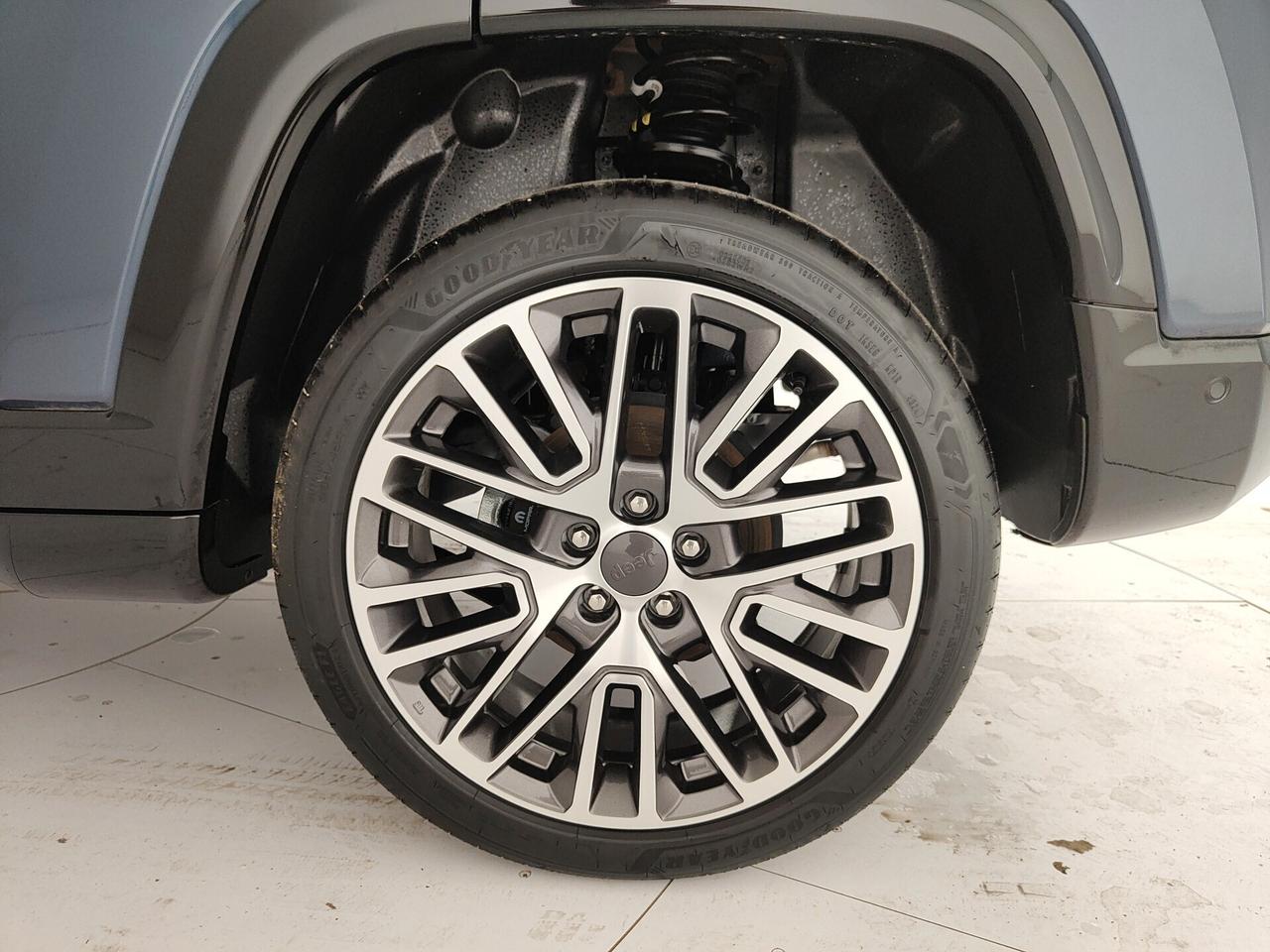 Jeep Compass HYBRID 1.5 TURBO MHEV Summit 130Cv