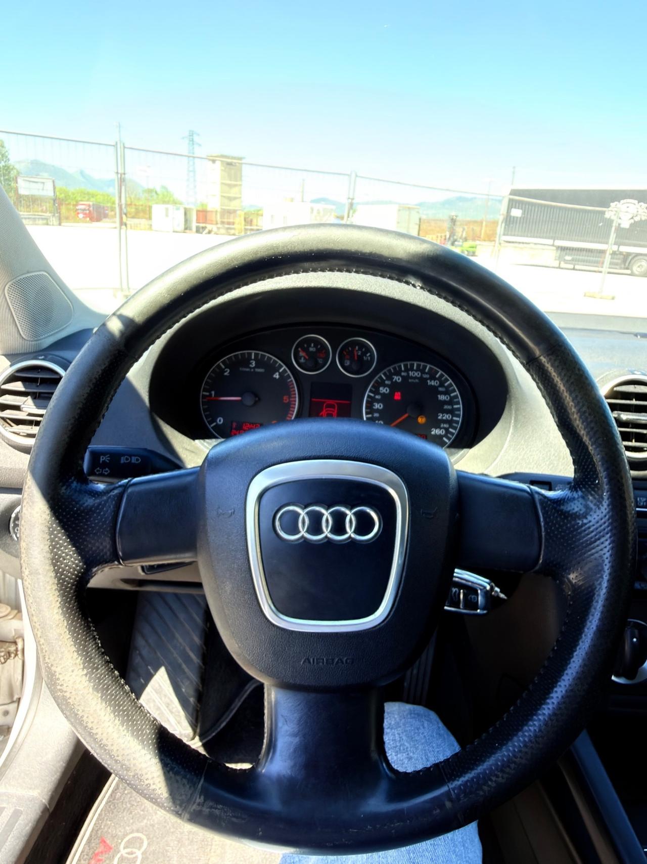 Audi A3 2.0 16V TDI Attraction