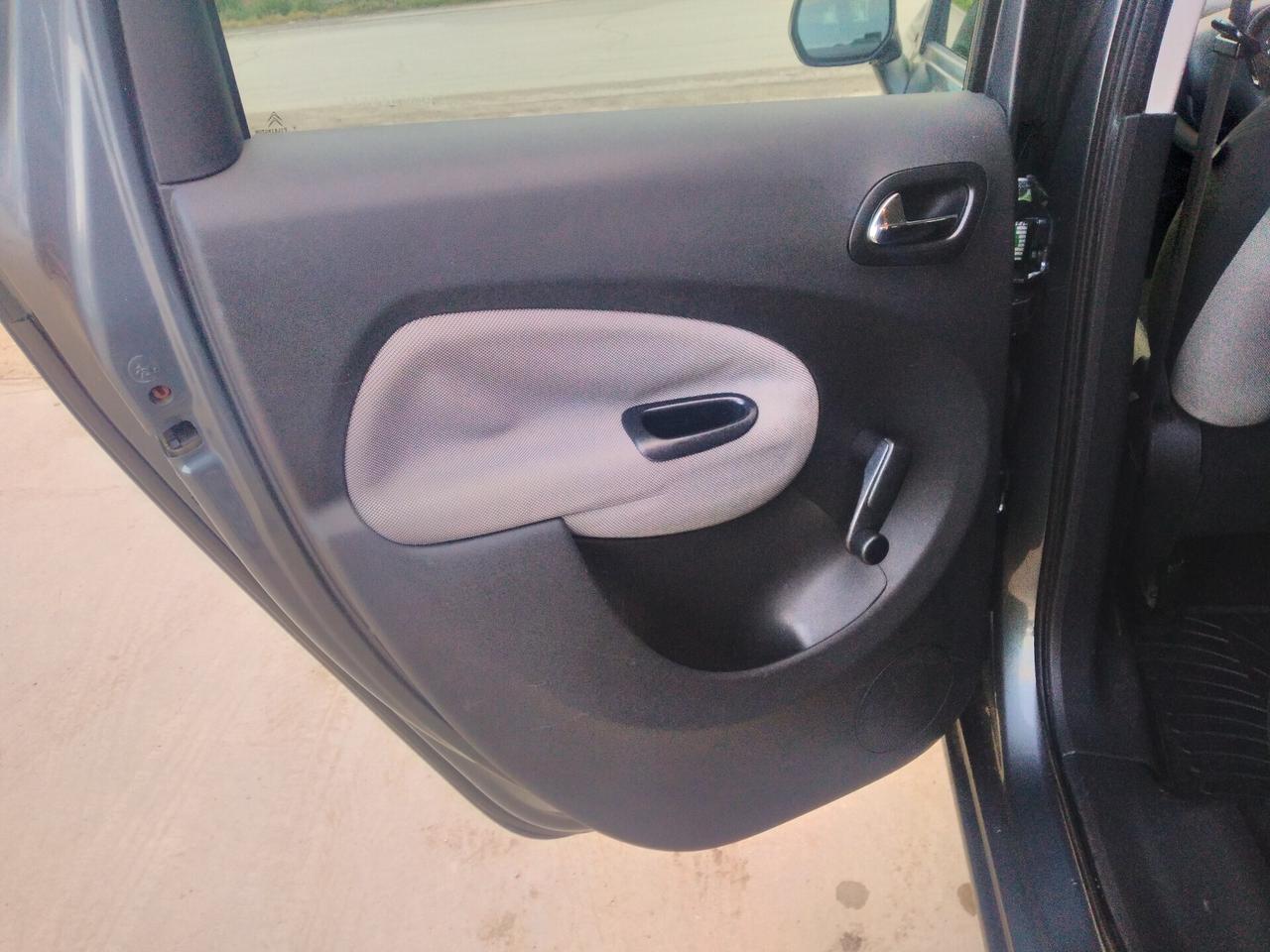 Citroen C3 Picasso 1.4 VTi 95 GPL airdream Seduction