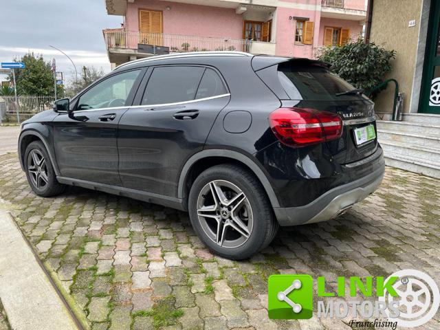 MERCEDES-BENZ GLA 220 d Automatic 4Matic Premium