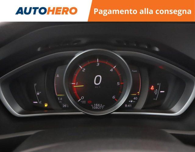 VOLVO V40 D3 R-design Kinetic