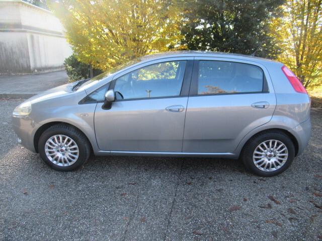 FIAT Punto 1.4 GPL (leggere) ok Neopatentati