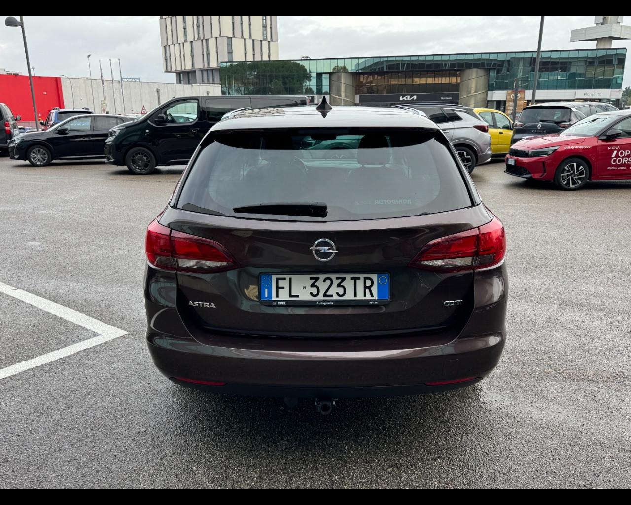 OPEL Astra 5ª serie - Astra 1.6 CDTi 136CV aut. Sports Tourer Inn