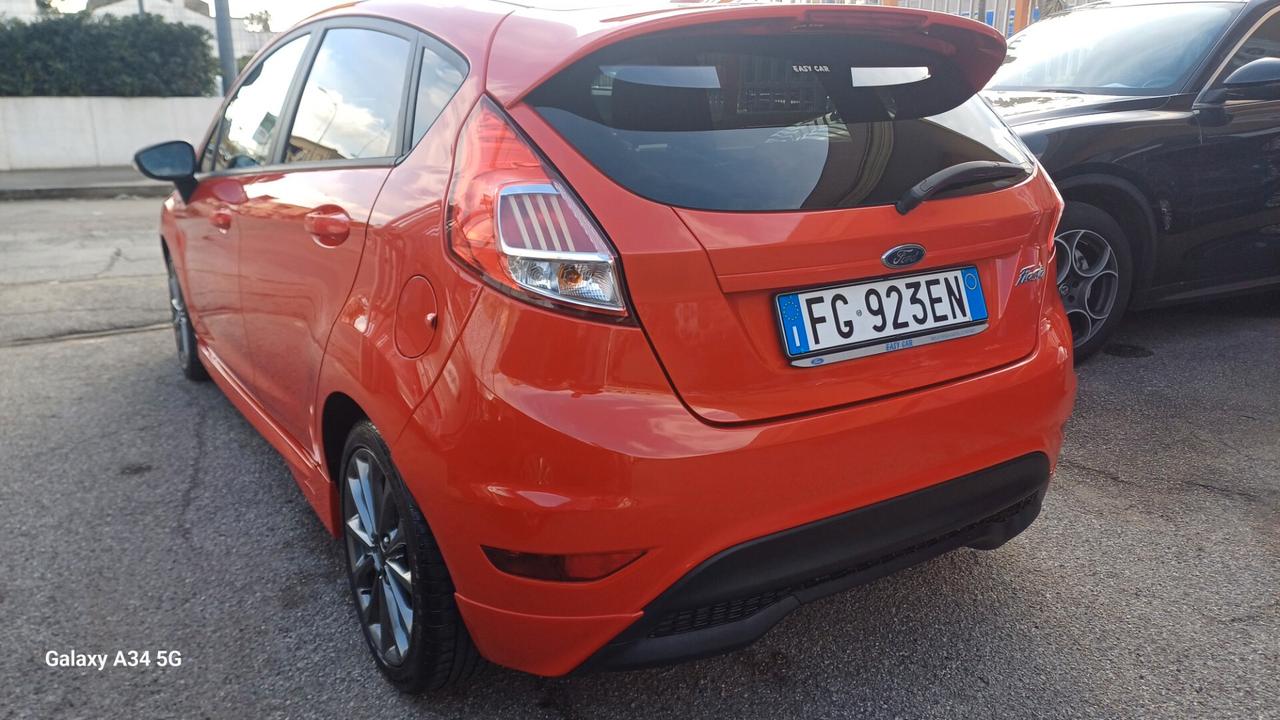 Ford Fiesta 1.5 TDCi 75CV 5 porte ST-Line