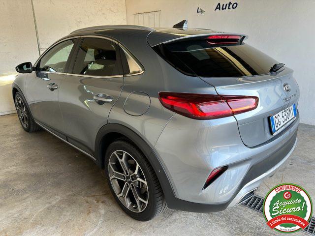 KIA XCeed 1.6 CRDi 136 CV MHEV DCT Business