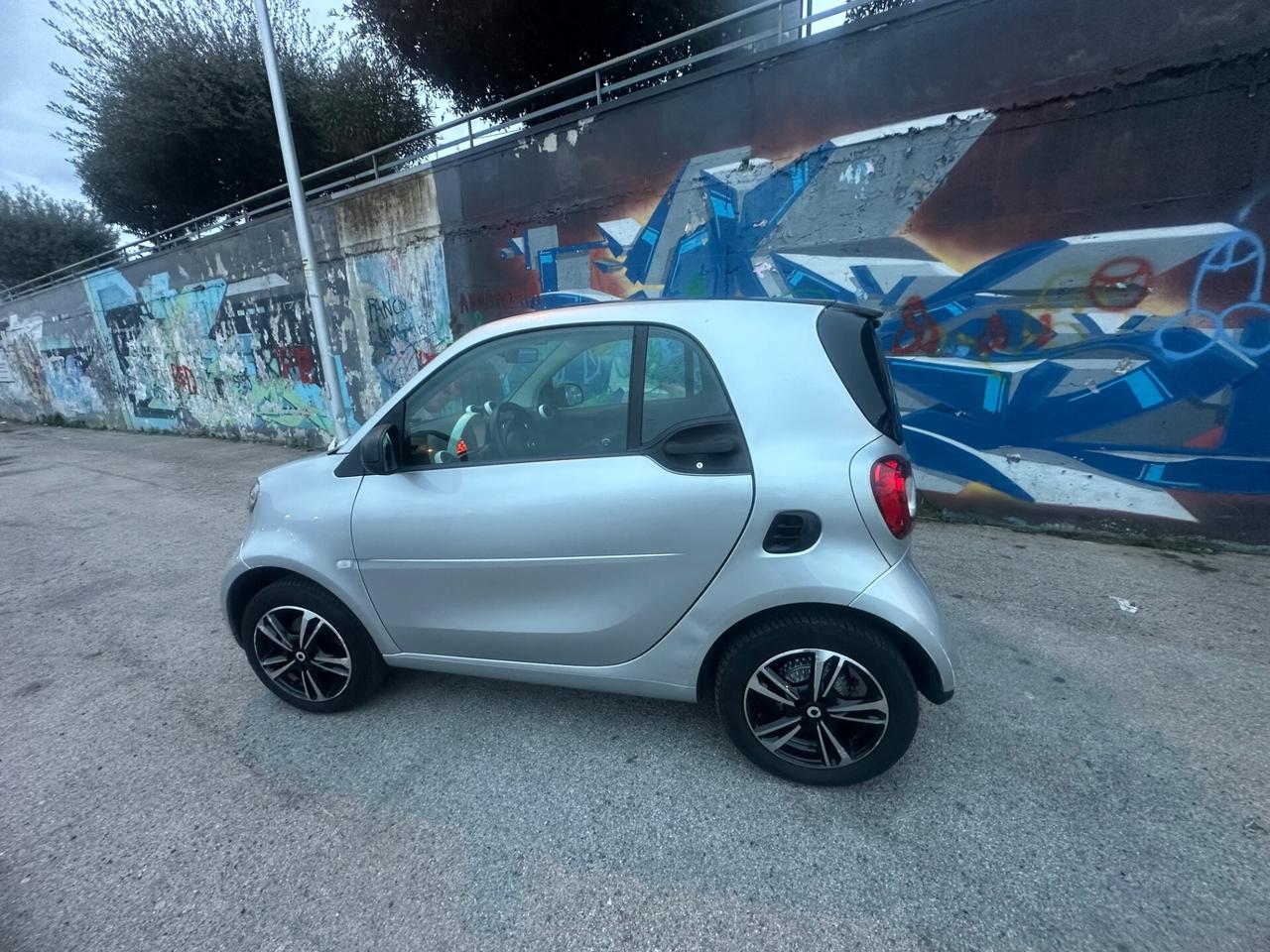 SMART FORTWO AUT+NAVI+TETTO+PELLE
