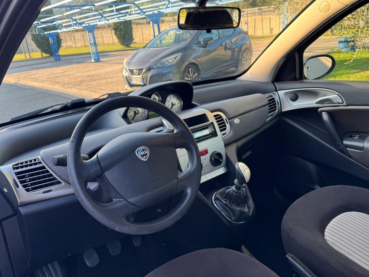 Lancia YPSILON 1.2 Platino