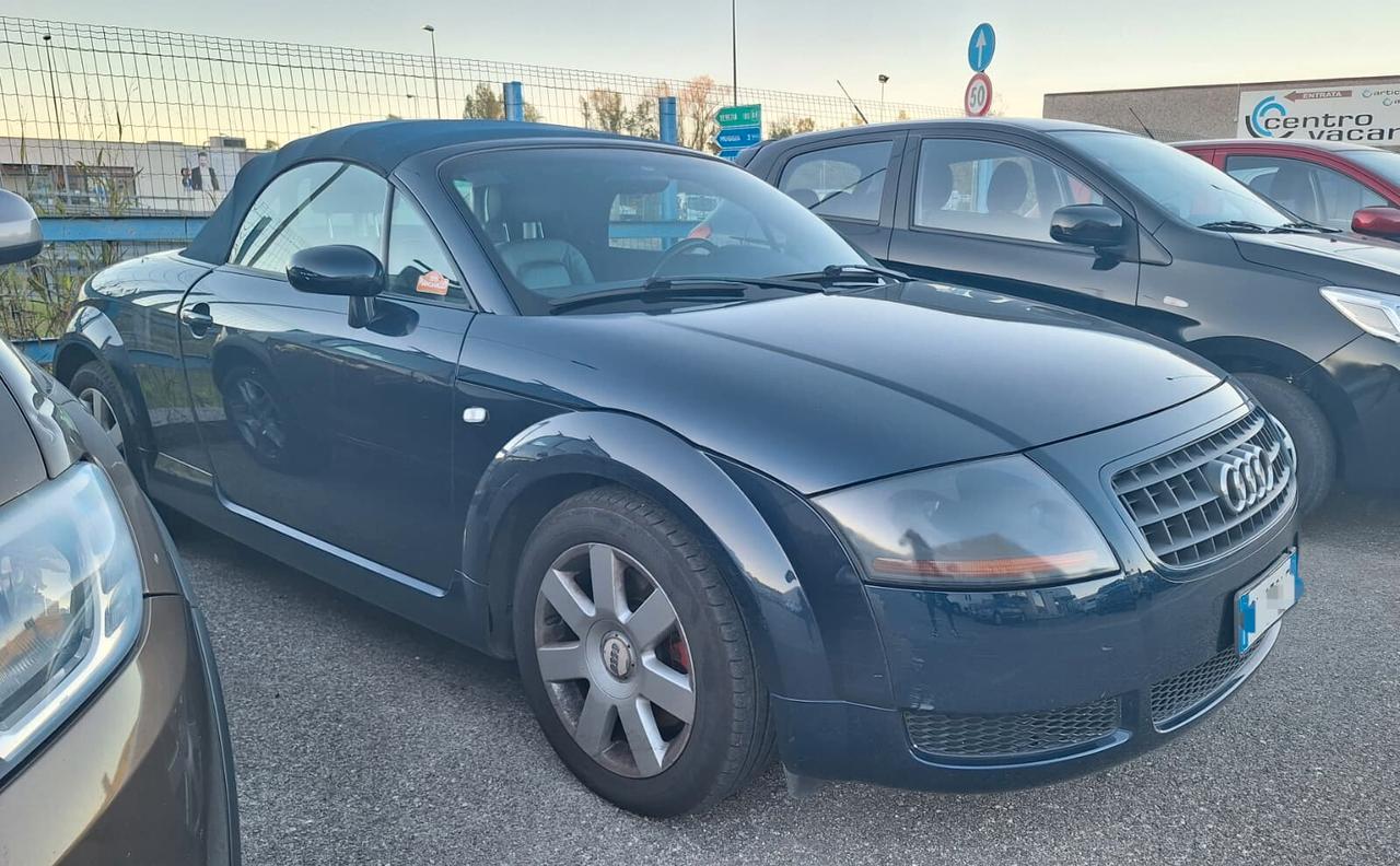 Audi TT Roadster 1.8 T Cabrio