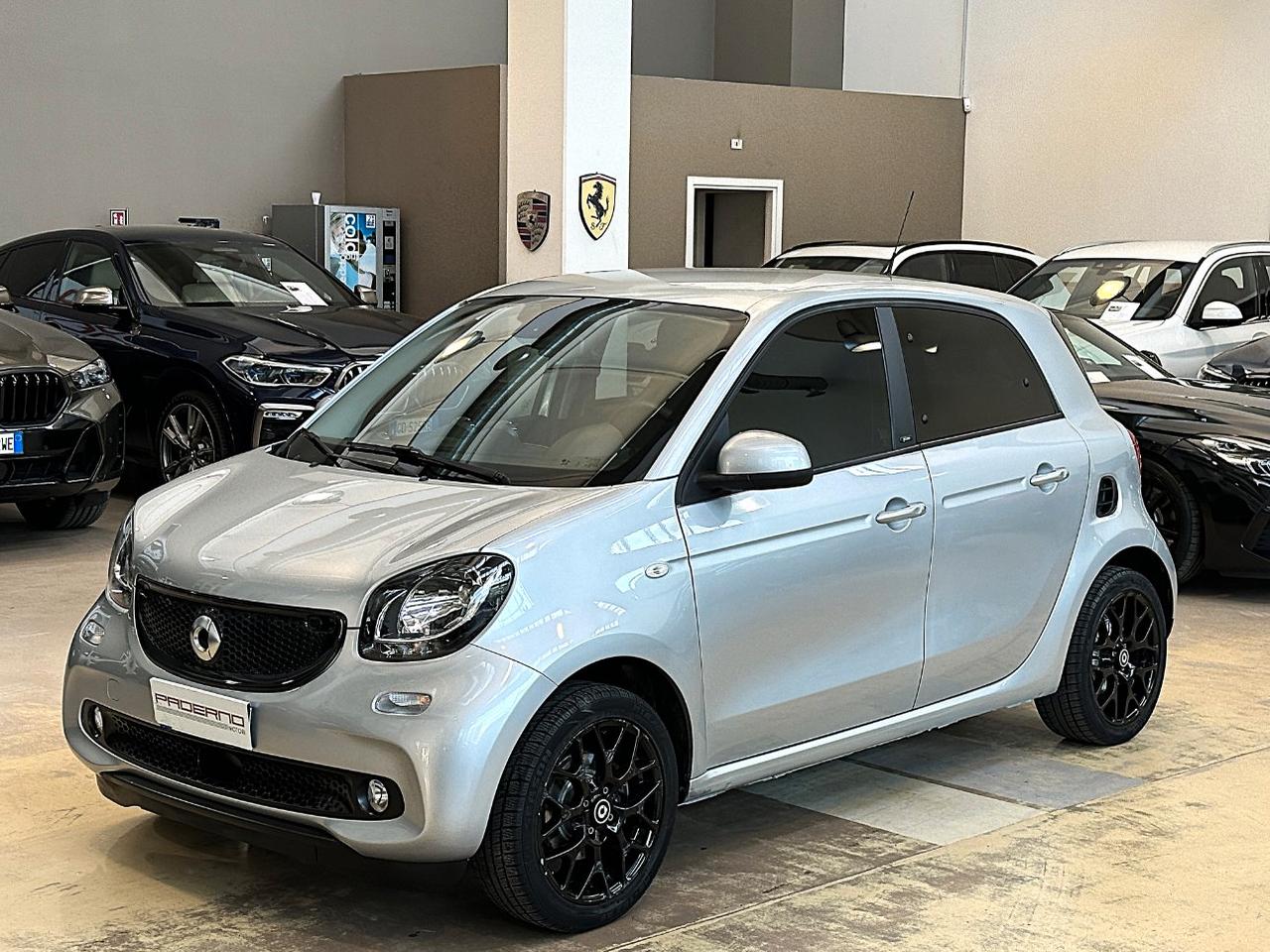 Smart forfour 0.9 t Prime 90cv twinamic - 16 - Pelle - Navi