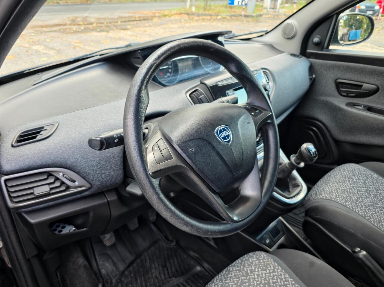 Lancia Ypsilon 1.2 69 CV 5 porte GPL Ecochic Gold E6 Manuale NEO 2019
