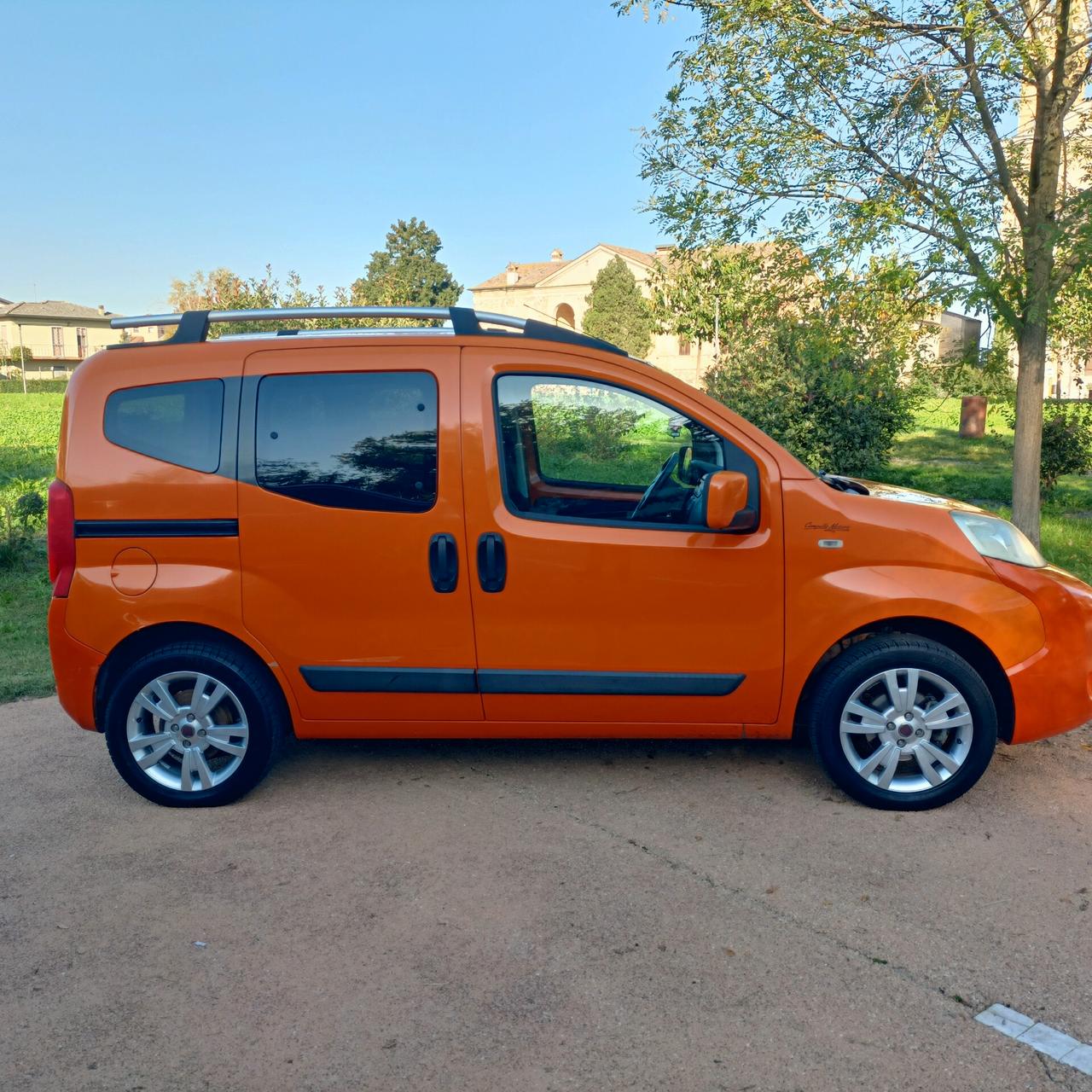 Fiat Qubo 1.4 77 CV neopatentati 117mila km