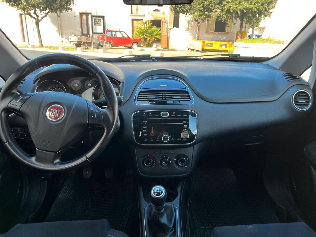 FIAT PUNTO 2014 1.2 BENZ LOUNGE 2014 119000KM PERFETTA