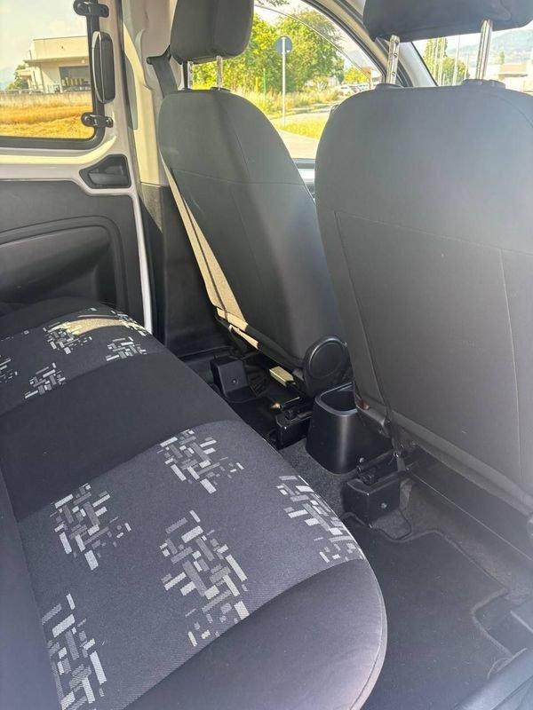 FIAT Fiorino NEOP. Benzina/ Metano 5 posti
