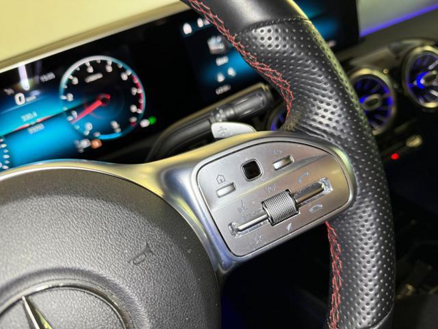 MERCEDES-BENZ A 200 Sedan Automatic Premium / TETTO / SED. RISC. /