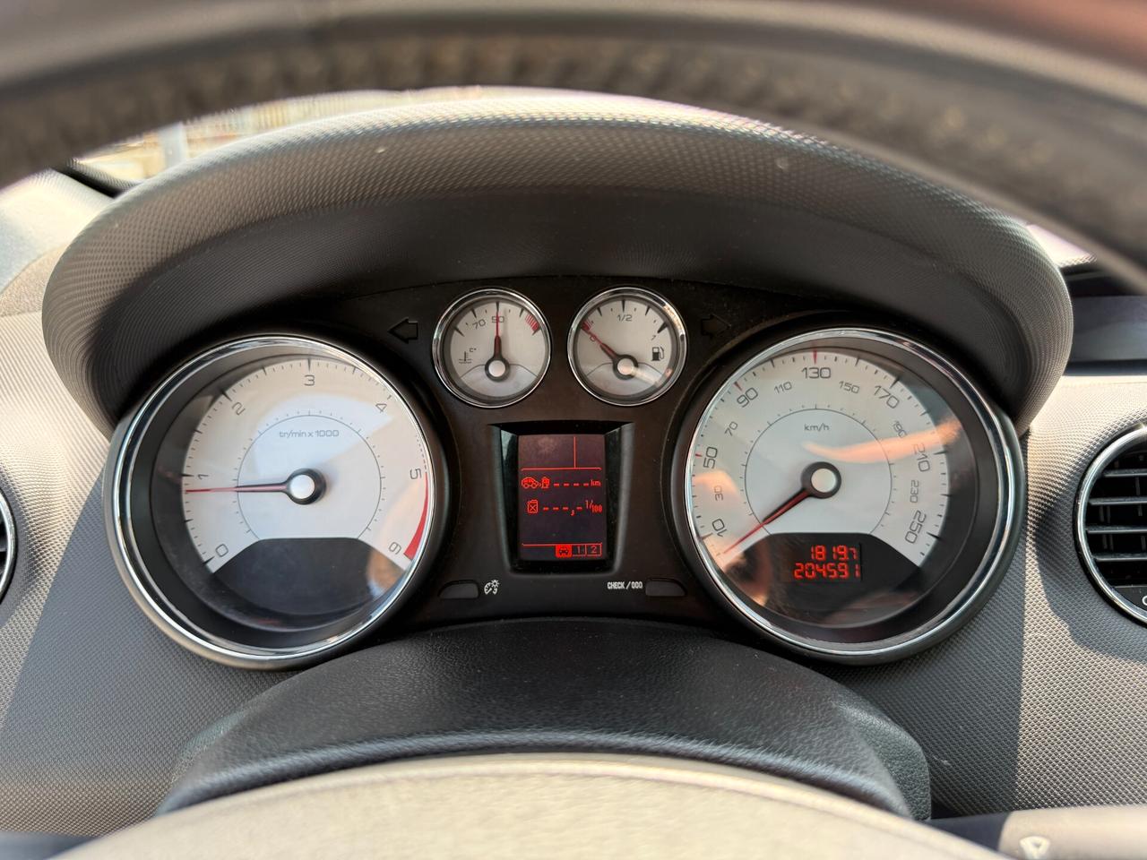 PEUGEOT 308 ANNO 2010 1.6 DIESEL 110 CV