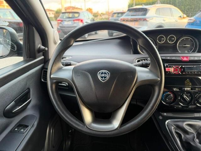 Lancia Ypsilon 1.3 MJT 16V 95 CV 5 porte S&S Elefantino